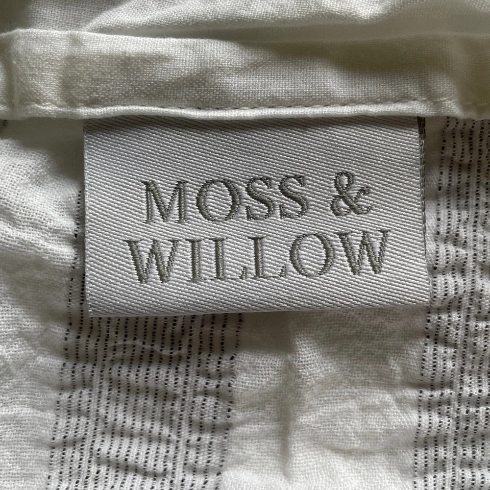 Moss & Willow Textured Cotton Pillow Sham / Case Lightweight Ivory Stripe